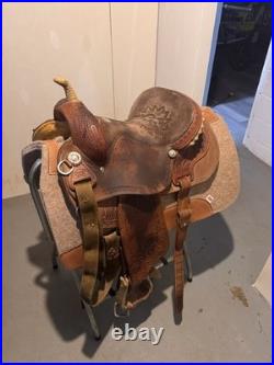 Court's Sharon Camarillo Saddle 15 Barrel Western Saddle