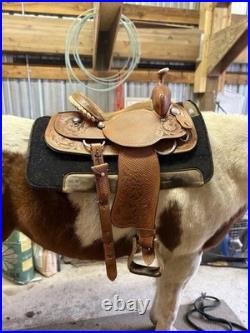 Crates All Around Saddle Model 2278 Excellent Condition 14.5 Seat FQHB