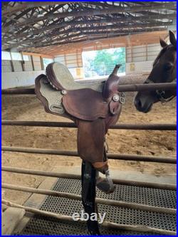 Custom Double C Western Barrel Saddle With Alligator Seat