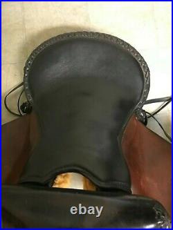 Custom Synergist Trail Saddle size 15. Very good condition
