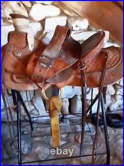 Custom Western Leather Saddle. Centerfire Rigging. Wade tree. Cowboy. Ranch