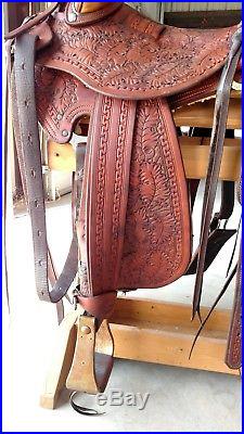 Custom made western saddle by Dave Hulbert