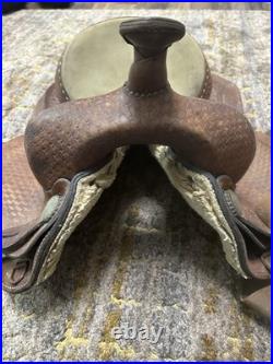 Dakota Saddlery Handcrafted 16 Inch