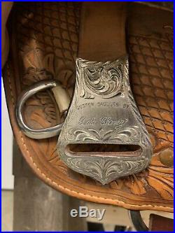 Dale Chavez 16 inch Western Show Saddle. Excellent Condition