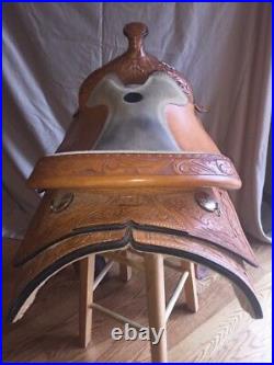 El dorado western pleasure/trail saddle, 16 inch seat, light tan