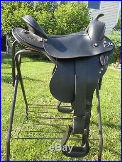 Extra Wide Freedom Saddle for Gaited Horses by Casa Dosa - Excellent Condition