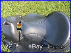 Extra Wide Freedom Saddle for Gaited Horses by Casa Dosa - Excellent Condition