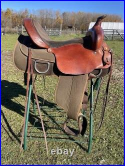 Fabtron Western Trail Saddle