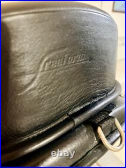 Freeform Treeless Ultimate Trail Saddle 18 Inch Seat FANTASTIC Condition