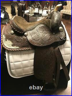 GENTLY USED-Maverick by Longhorn Western Saddle 15in Seat