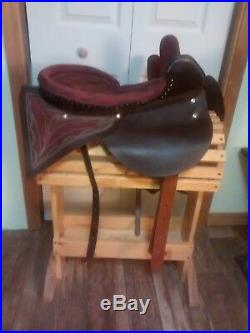 Gathright Sidesaddle 15 Inch Seat with Red Suede