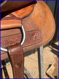 Genuine Billy Cook Rough Out/Tooled Basket Weave Saddle Great Condition Size 14