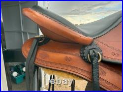Gorgeous! Synergist Trail Saddle, 16 inch seat, medium tree
