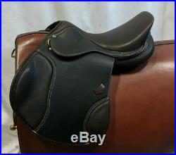 HDR CARMEL COVERED CLOSE CONTACT JUMPING SADDLE Wide Width 17 Seat