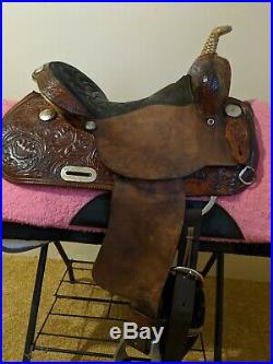 Hereford Tex Tan Pro barrel racing saddle- 14.5 seat- very nice