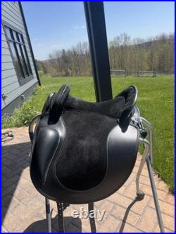 Hildago Cordoba saddle in black Hildago Cordoba saddle in black