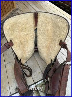 Horse Tack 15 1/2 Champion Turf Western Equitation Saddle