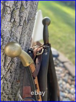 Horse collar withmirror