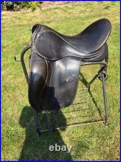 JRD Dressage Saddle MW 17.5 MAKE OFFER