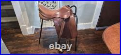 Karl Niedersüß (KN) Symphonie 17.5 Dressage Saddle + Irons & Stand (Austrian)