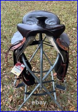 Lightweight Western Saddle 16-Inch Seat Pleasure Trail Riding Horse Leather