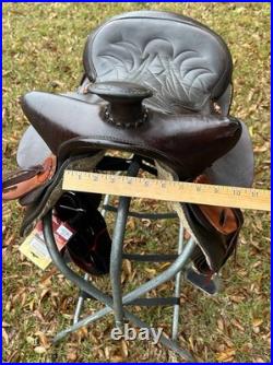 Lightweight Western Saddle 16-Inch Seat Pleasure Trail Riding Horse Leather