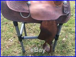 ML Leddy 16 Reining Saddle Beautiful tooling Great condition