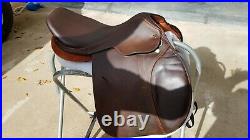 Marcel Toulouse Close contact saddle, 17.5 in, medium tree, excellent condition