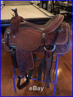 Martin Western Shooter Saddle 16 Seat