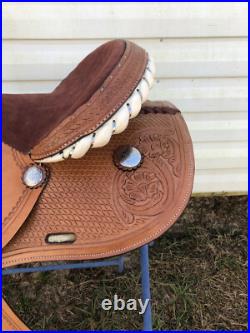 New 16 Western Leather Barrel Trail Saddle SQHB 363 Silver Laced Rawhide Cantle
