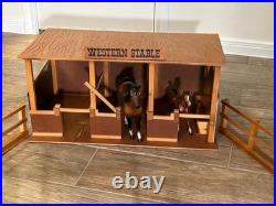 Old Western Stable # 200 1970'S Complete Set in Original Box All Wood