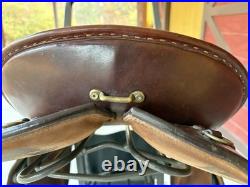 Parelli Cruiser hybrid saddle with Custom pad