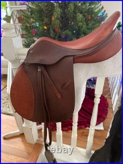 Pessoa jumping saddle 17 in
