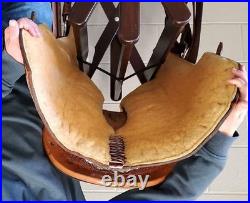 Piland Western Show Saddle 16
