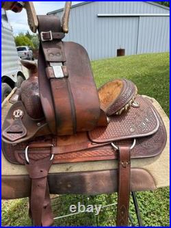 Rocking T Roping Saddle 15.5 Rocking T Roping Saddle 15.5