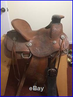 Roping Saddle