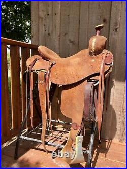 Roughout Ranch Saddle 15.5 Made By Fort Worth Saddlery