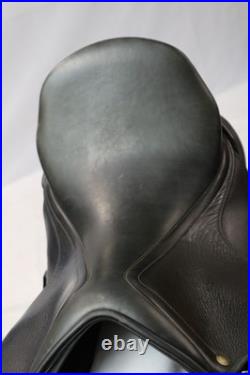 Schleese Obrigado Dressage Saddle with Adjustable AdapTree 1-RW-SR