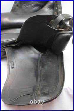 Schleese Obrigado Dressage Saddle with Adjustable AdapTree 1-RW-SR