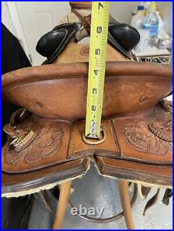 Slick A Fork Wade Sawtooth custom handmade Saddle Not A Ruff Out On Seat