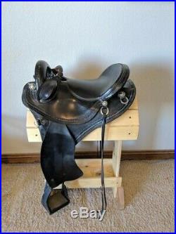 Specialized Trailmaster Saddle 16 Flat Seat, Wide, Black