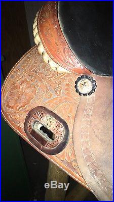 Tex Tan Barrel Saddle With FQHB and a 15in Seat