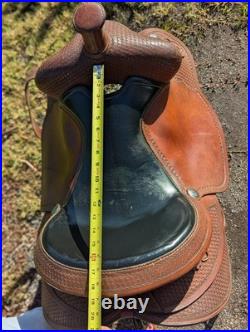 Tough 1 Western Saddle 17 Seat Great Condition