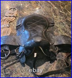 Training Saddle 10 Inch Black Tooled Leather Work Design Mexico Beautiful Vtg
