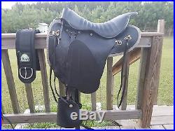 Trooper saddle and matching tack
