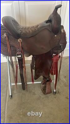 Tucker Meadow Creek Trail Saddle 17.5 Inch Wide