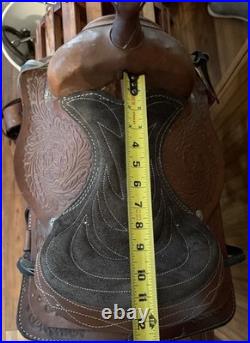 Used 10 Kid's Pleasure Saddle EUC