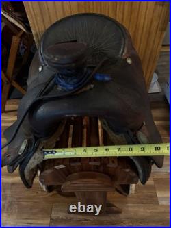 Used 15 Trophy Roping Saddle Stamped Roy Deen Team Roping Heeler
