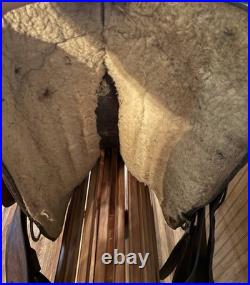 Used 15 Trophy Roping Saddle Stamped Roy Deen Team Roping Heeler