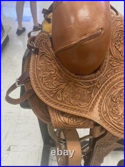 Used Hilason Classic Series Rodeo Saddle Bronc tooled Leather Saddle 15